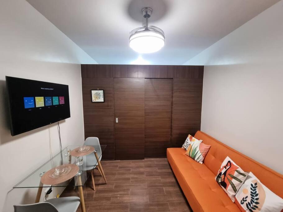 Great View 1 Bedroom Condo In Makati Near Trident Tower 마닐라 외부 사진